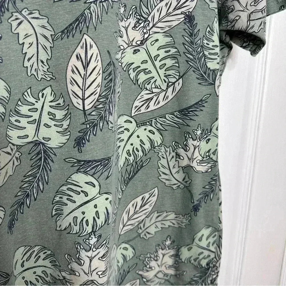 Bluenotes T-Shirt Longline Leaves Green Size  Medium - Picture 4 of 16